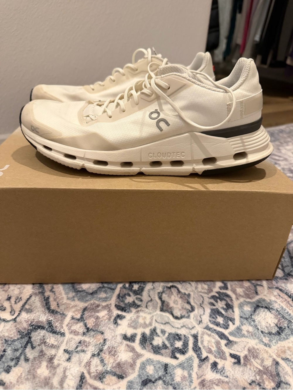 On Cloud Cloundnova Form Sneaker